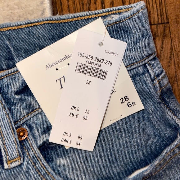 Abercrombie 90’s Straight Jeans NWT - Picture 6 of 6